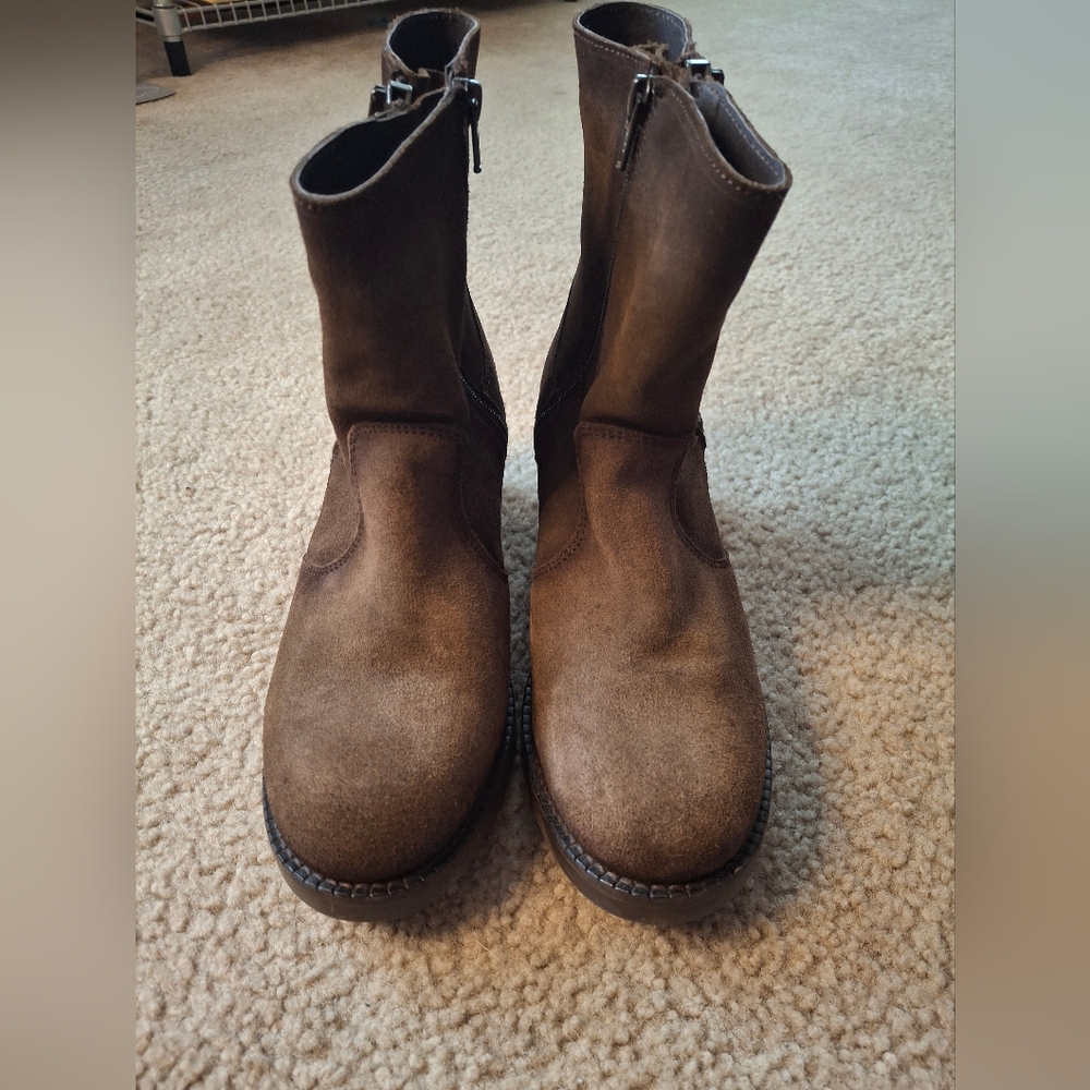 Suede moto style boots EU 39
